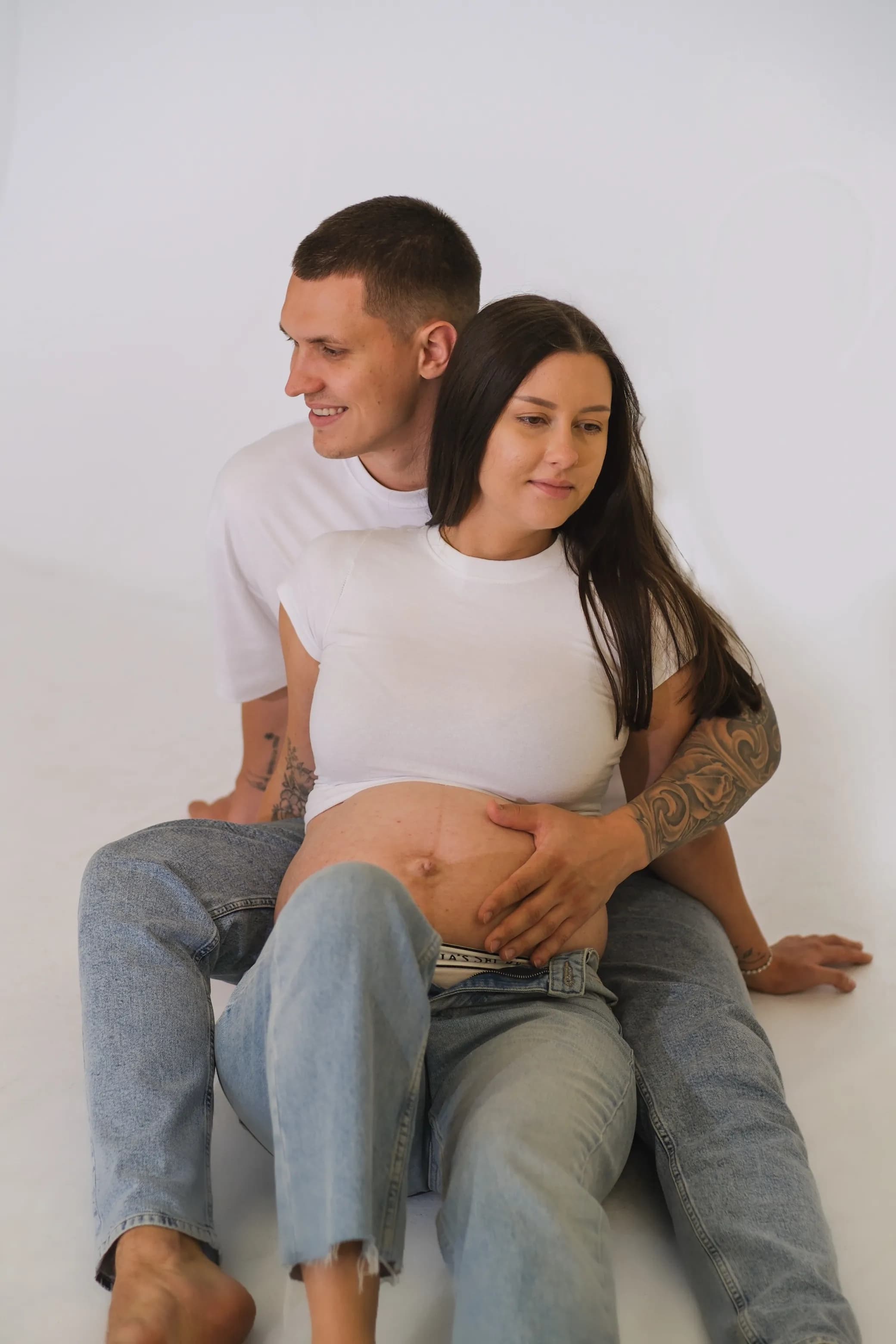 Maternity photography by Rhiann — image 16