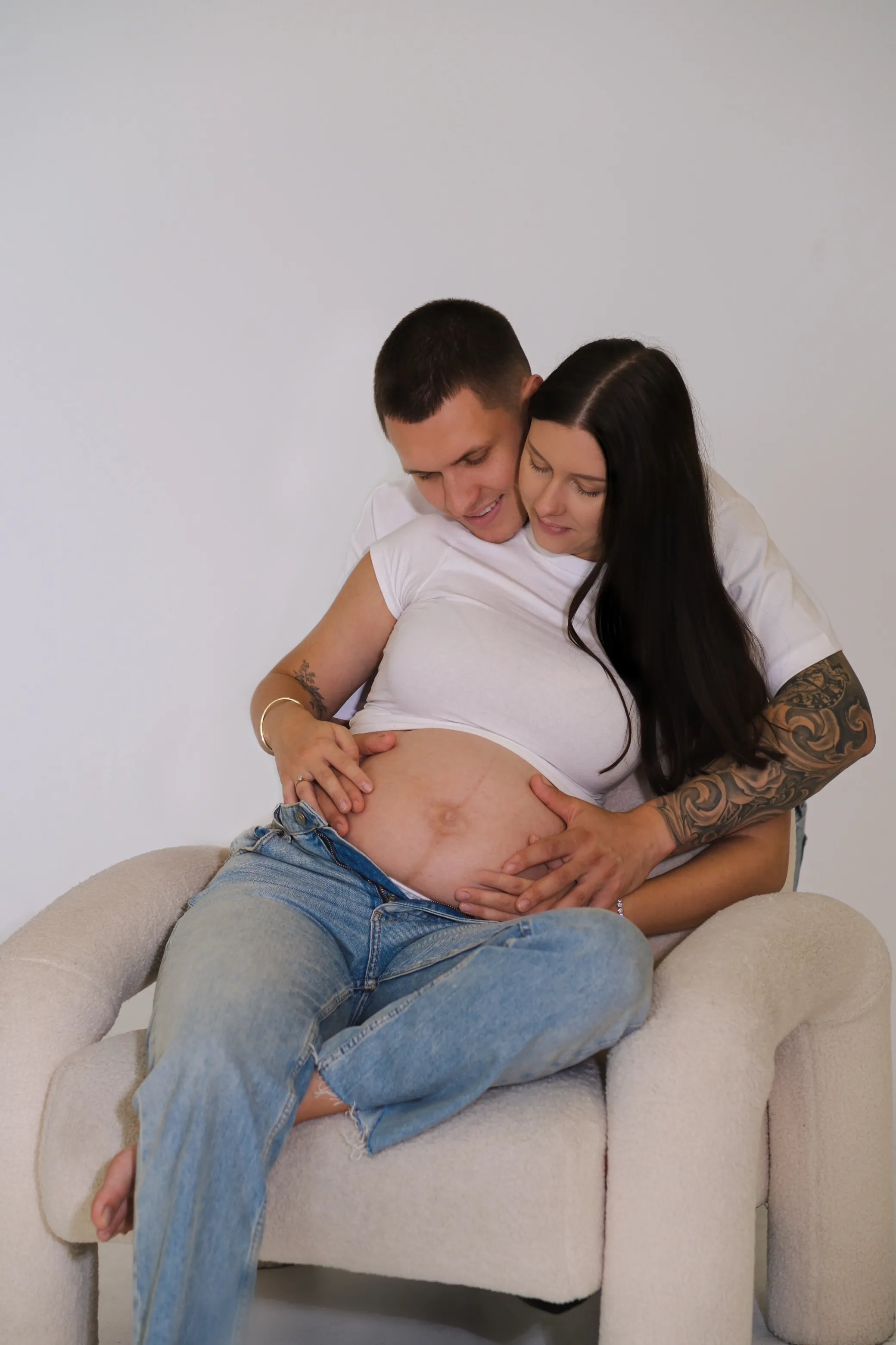 Maternity photography by Rhiann — image 9